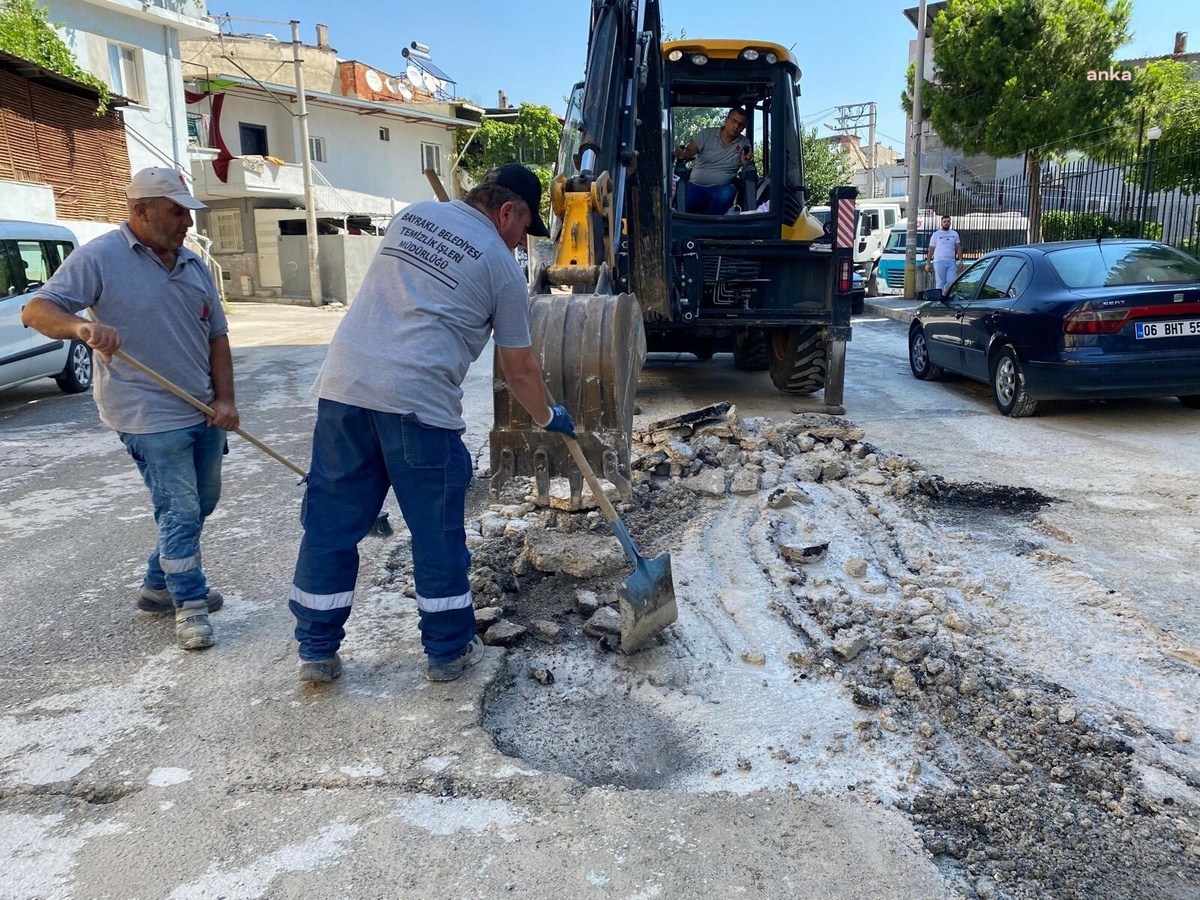 Bayraklı Belediyesi ve İZSU Ekipleri Sel Felaketinin Ardından Çalışmalarını Sürdürüyor