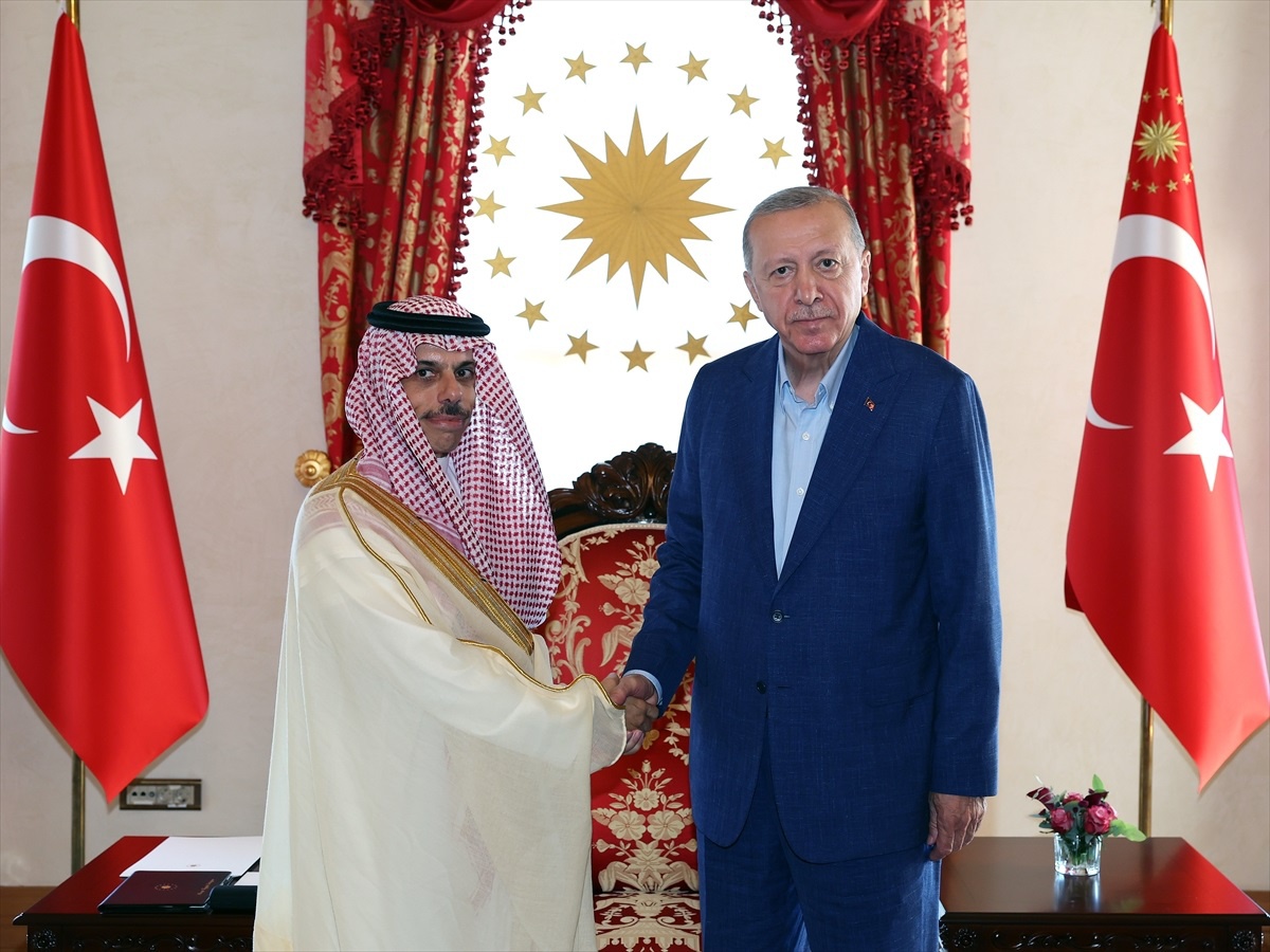 Cumhurbaşkanı Erdoğan, Suudi Arabistan Dışişleri Bakanı Al Suud\'u kabul etti