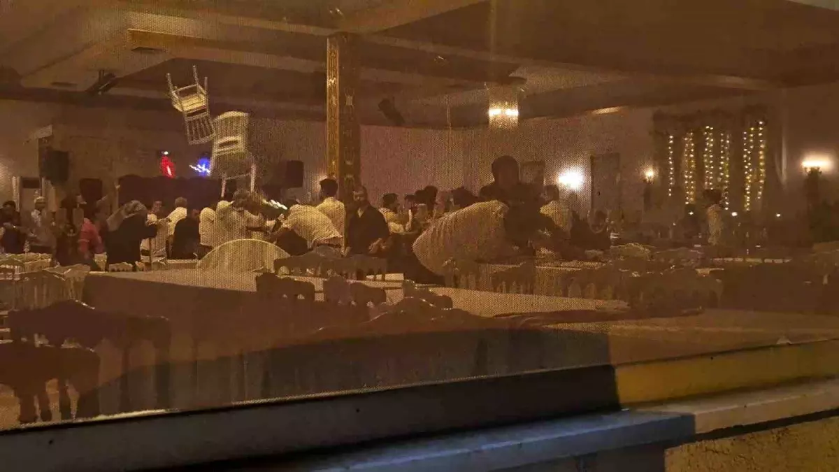 Samsun\'da düğünde çıkan kavgada sandalyeler havada uçuştu