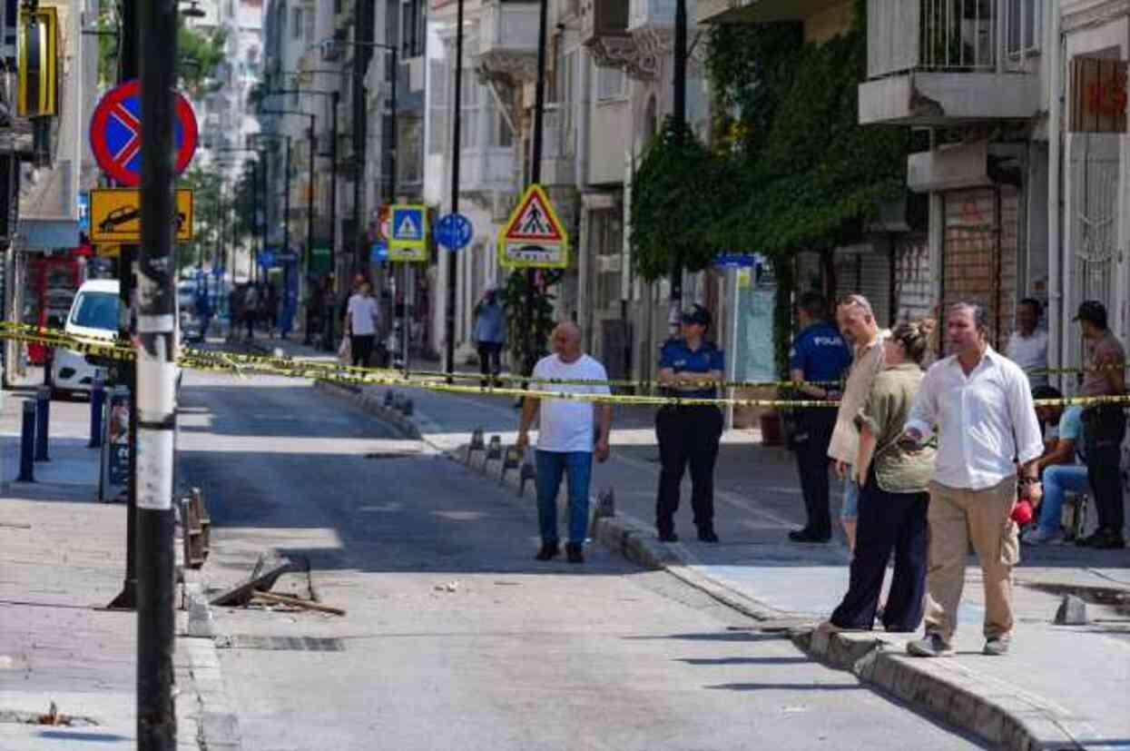 Elektrik şirketini işaret ettiler! İzmir'deki faciayla ilgili Büyükşehir Belediyesi'nden açıklama