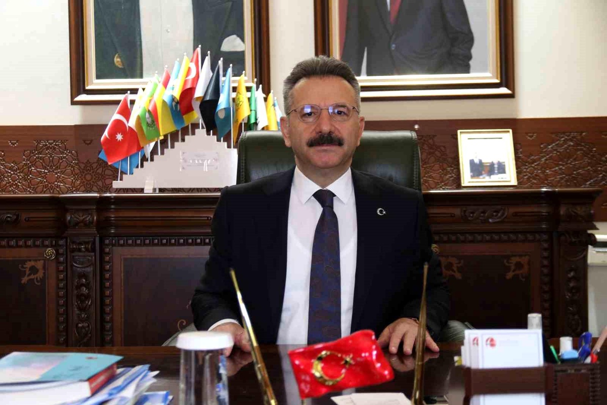 Eskişehir\'de Kurumlar 15 Temmuz\'u Anma Mesajları Yayımladı