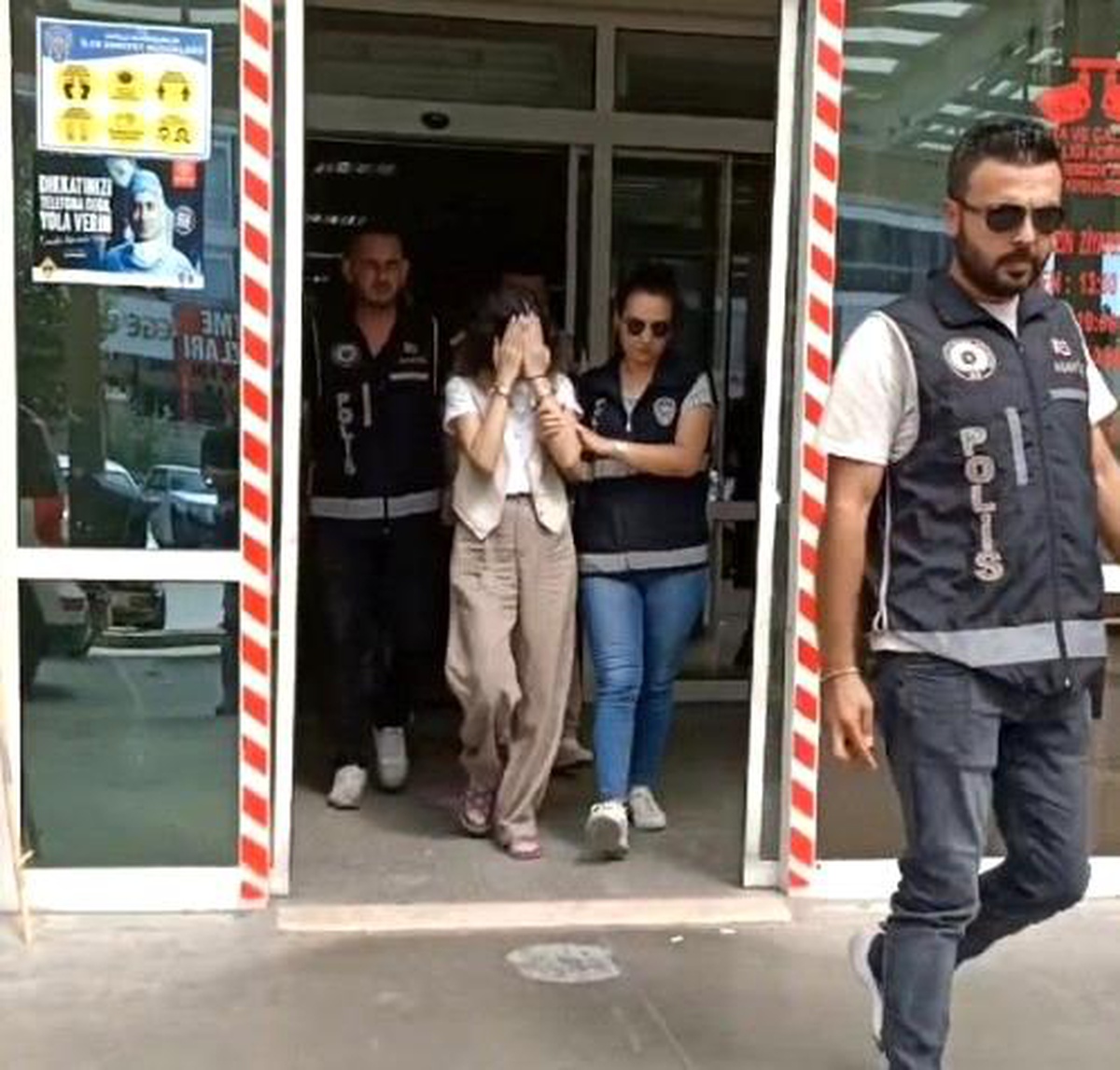 Nazilli\'de 47 farklı hırsızlık suçundan aranan genç kadın yakalandı