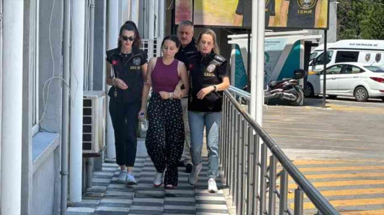 İzmir'de elektrik akımına kapılan 2 kişinin ölümüyle ilgili 15 şüpheli gözaltına alındı