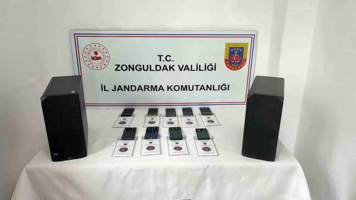 Zonguldak\'ta Siber Suç Operasyonu: 9 Şüpheli Gözaltına Alındı