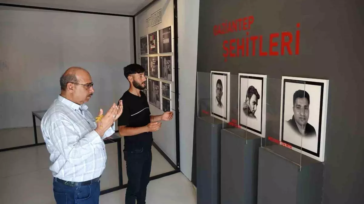 15 Temmuz Demokrasi Müzesi, FETÖ\'nün hain darbe girişimini ziyaretçilere hatırlatıyor