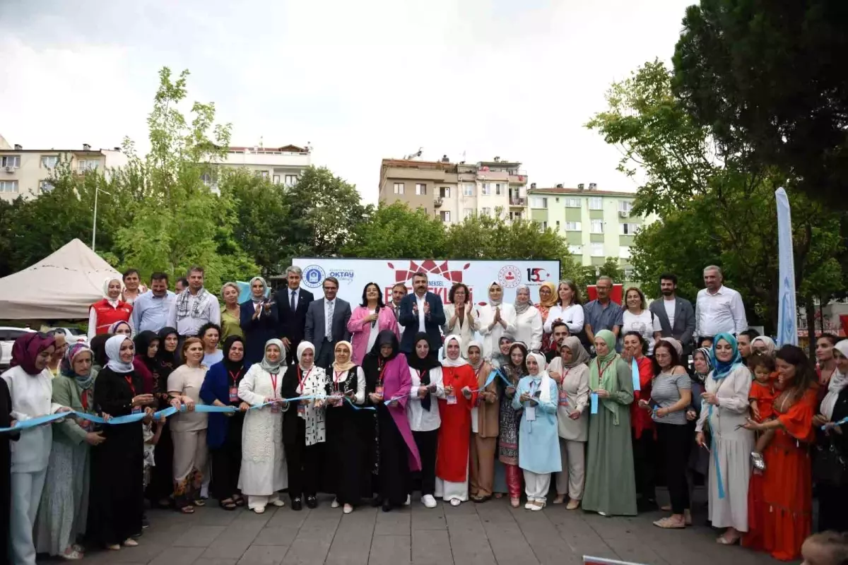 Yıldırım Belediyesi Meslek Edindirme Kursları\'ndan El Emekleri Festivali