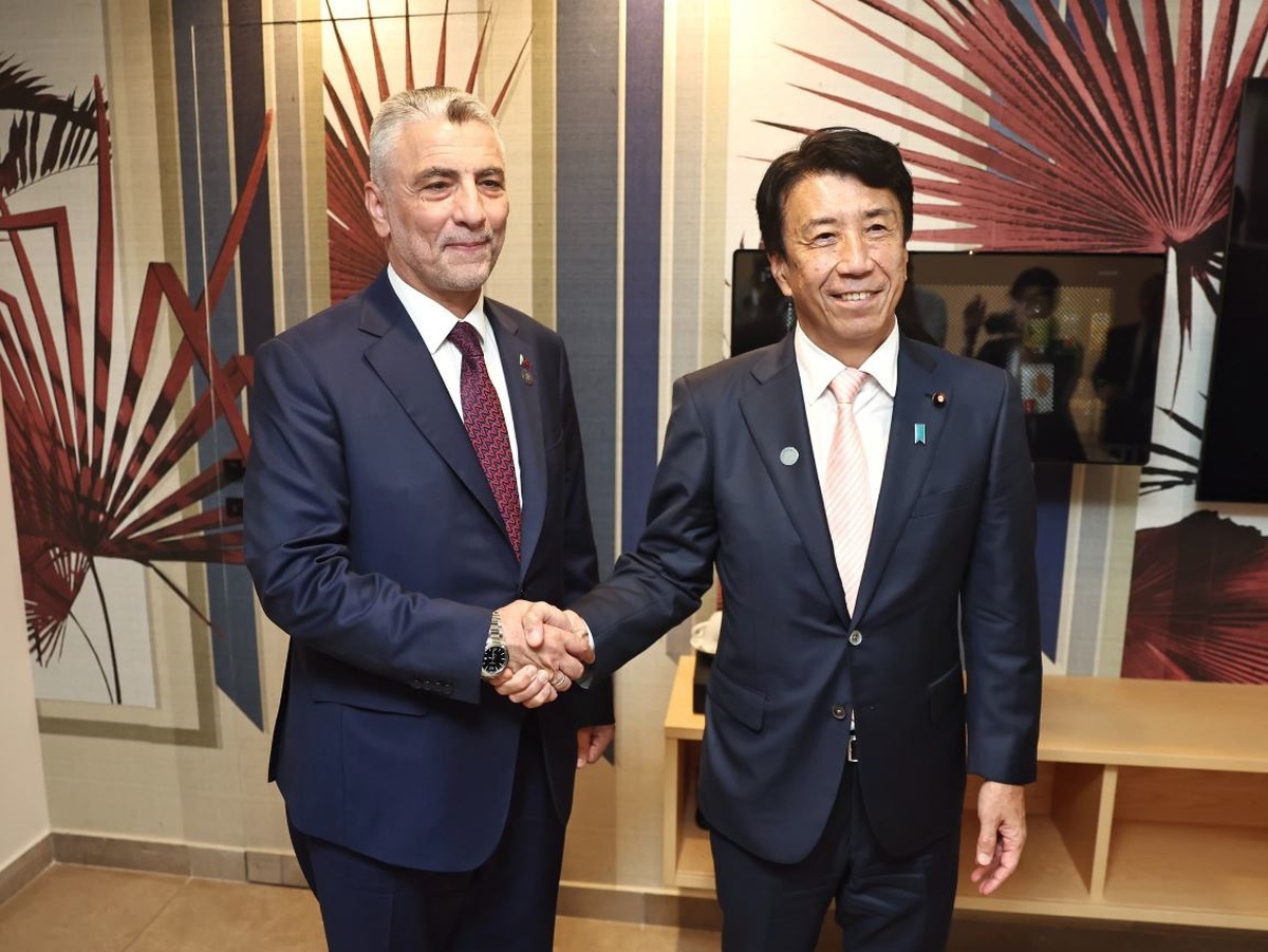 Ticaret Bakanı Ömer Bolat, Japonya Ekonomi Bakanı ile görüştü