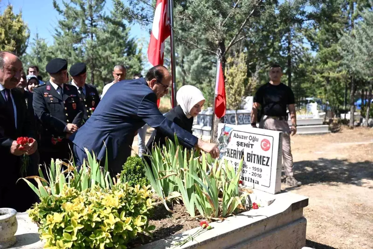 Yeşilyurt Belediye Başkanı 15 Temmuz şehit ve gazi kabirlerini ziyaret etti