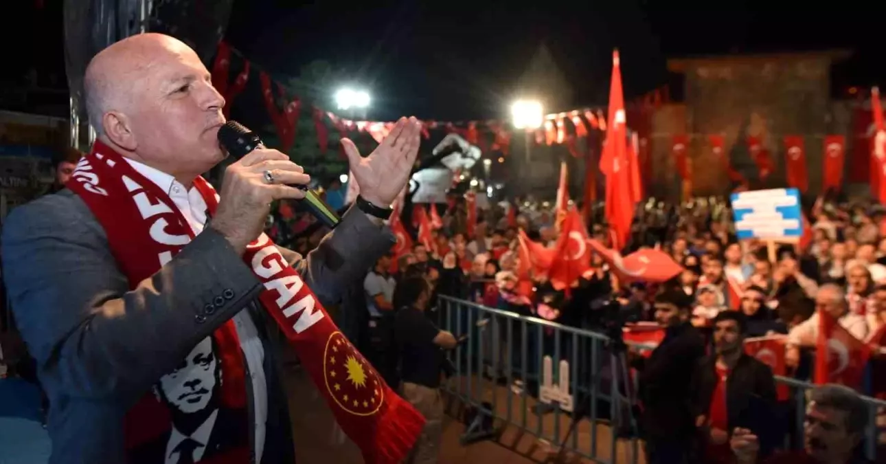 Erzurum Büyükşehir Belediye Başkanı Mehmet Sekmen\'den 15 Temmuz Mesajı