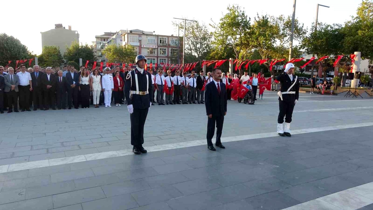 Çanakkale\'de 15 Temmuz Demokrasi ve Milli Birlik Günü Etkinlikleri Düzenlendi