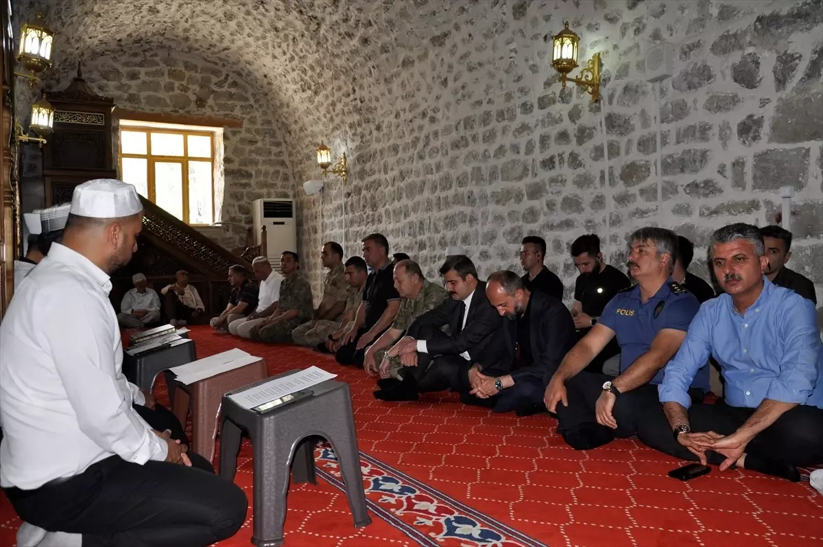 Hakkari\'de 15 Temmuz Demokrasi ve Milli Birlik Günü için mevlit okutuldu