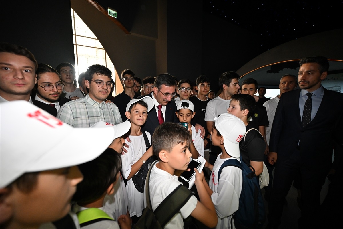 Cumhurbaşkanı Yardımcısı Cevdet Yılmaz: Bu yüzyıl demokrasinin ve bağımsızlığın yüzyılı olacak