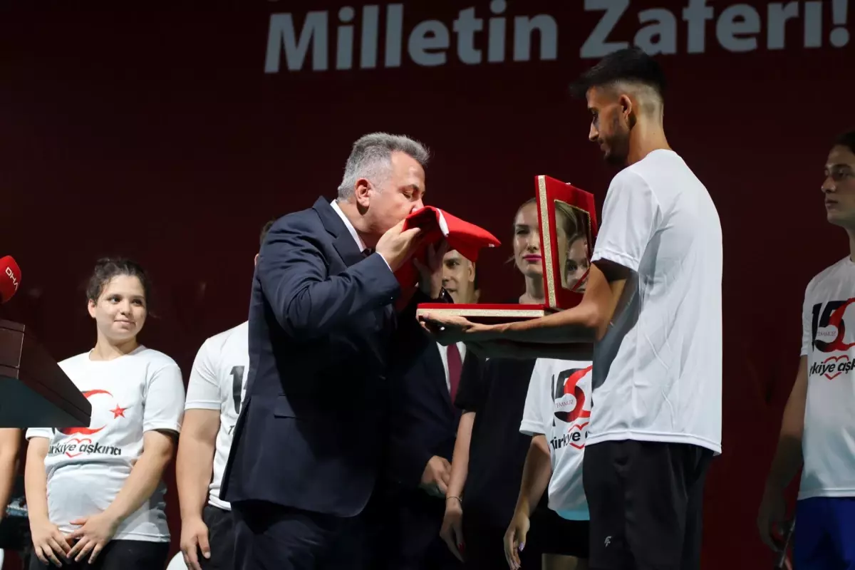 İzmir\'de 15 Temmuz Demokrasi ve Milli Birlik Günü etkinliği