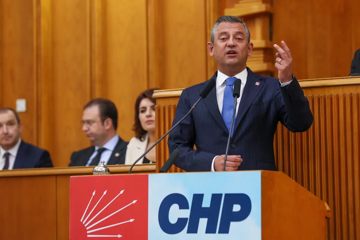 CHP Genel Başkanı Özgür Özel: En düşük emekli aylığına yapılan zam emekliye ihanettir