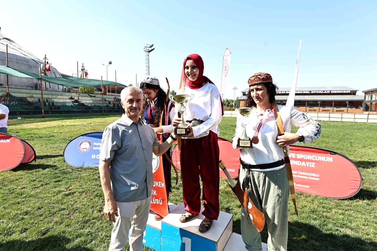 Şahinbey Belediyesi 15 Temmuz Ruhunu Spor Etkinlikleriyle Yaşattı