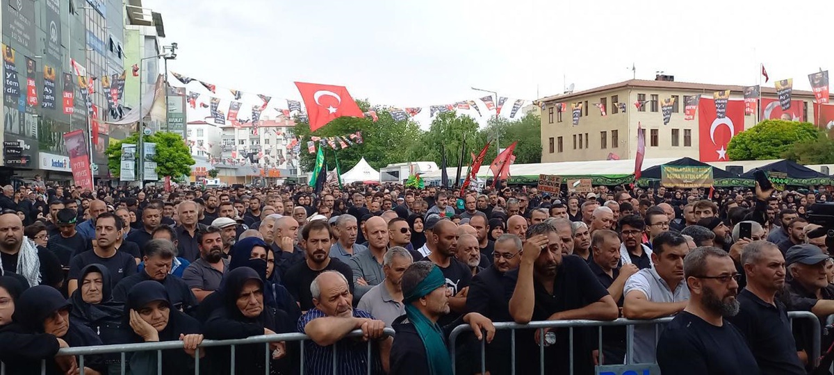 IĞDIR\'DA AĞITLAR YAKILDI