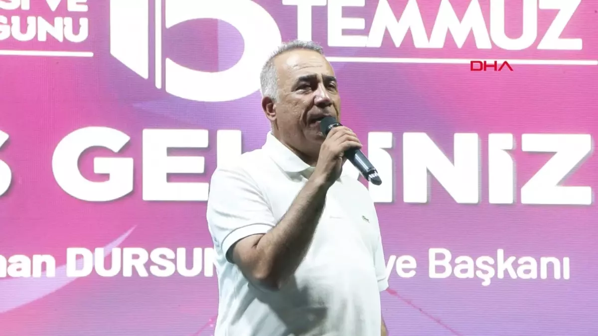 Sultangazi\'de 15 Temmuz Demokrasi ve Milli Birlik Günü Programı Düzenlendi