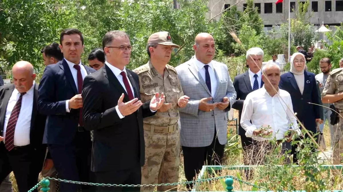 Van\'da 15 Temmuz Demokrasi ve Milli Birlik Günü etkinlikleri düzenlendi