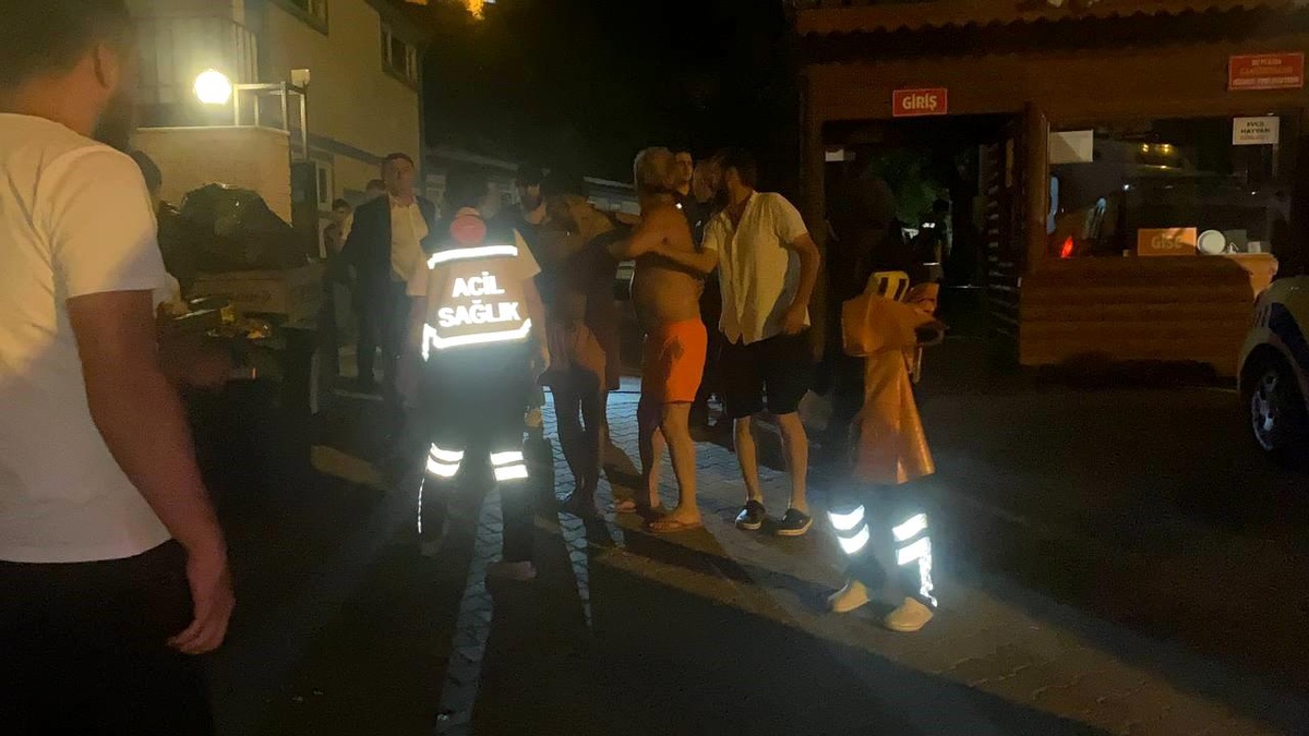 Zonguldak\'ta Plaj Tesisleri Tartışması Silahlı Kavgaya Dönüştü