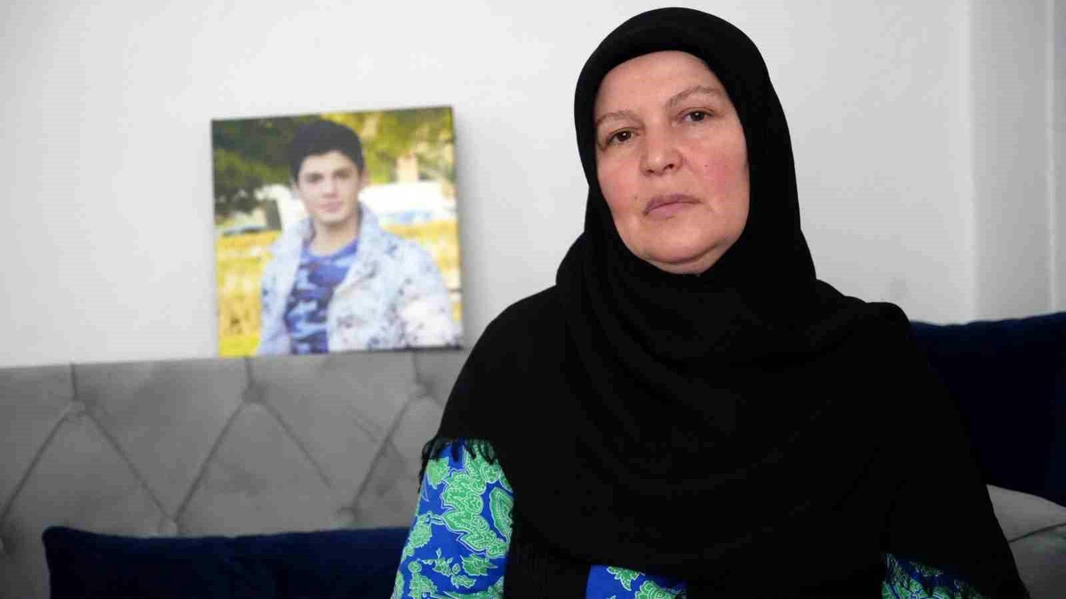 15 Temmuz Şehidi Mahir Ayabak\'ın Annesi: Acısı 8 Gün Kadar Taze