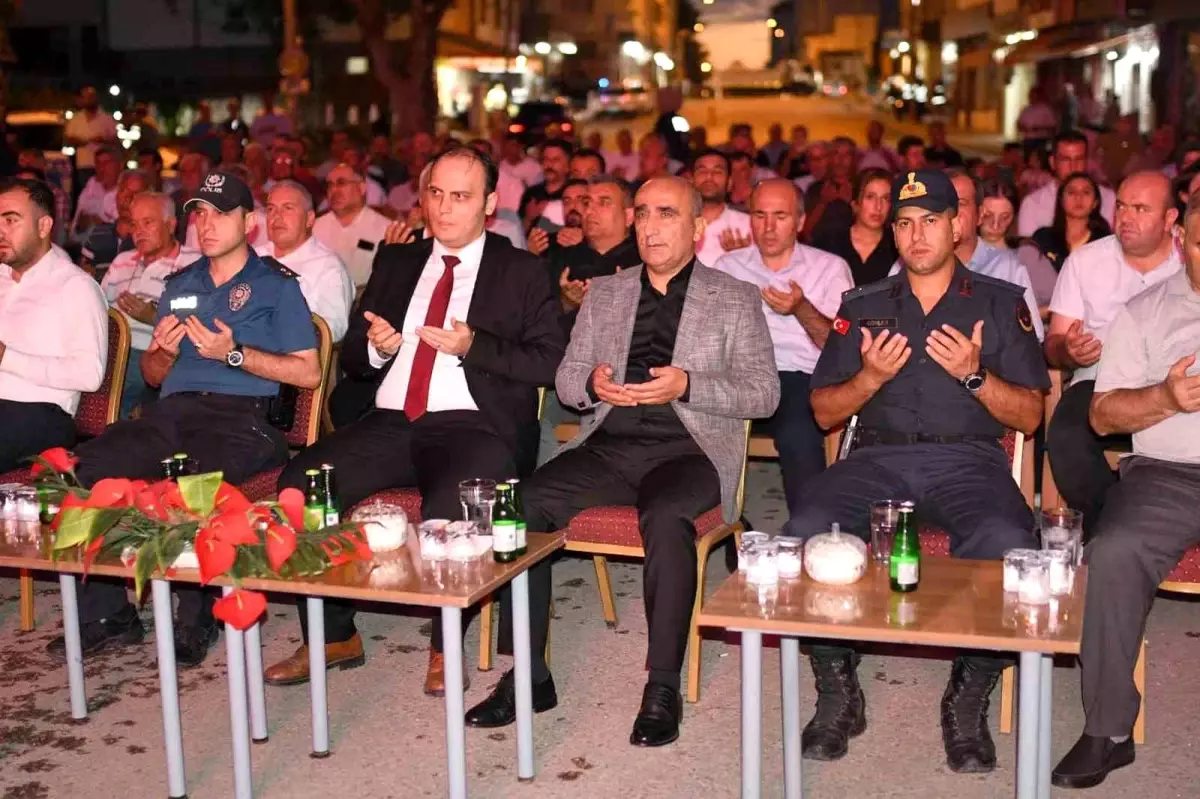 Gaziantep\'te 15 Temmuz Şehitleri Anma Programı Düzenlendi