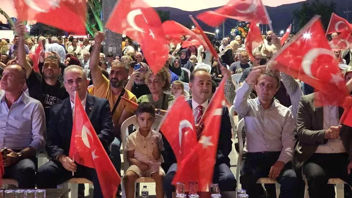 Bandırma\'da 15 Temmuz Şehitleri Anma Töreni Düzenlendi