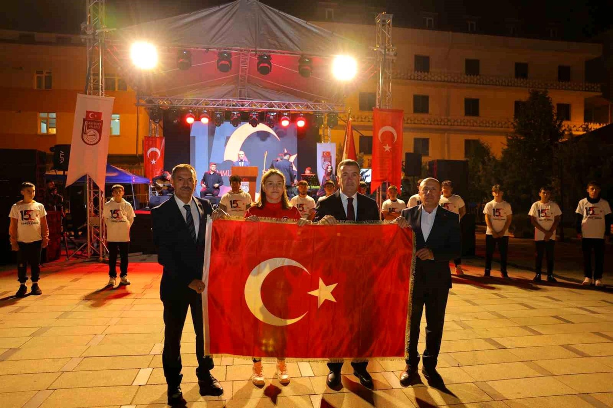 Bayburt\'ta 15 Temmuz Demokrasi ve Milli Birlik Günü Etkinlikleri Düzenlendi