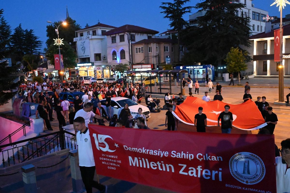 Bozüyük\'te 15 Temmuz Demokrasi ve Milli Birlik Günü Anma Programı Düzenlendi