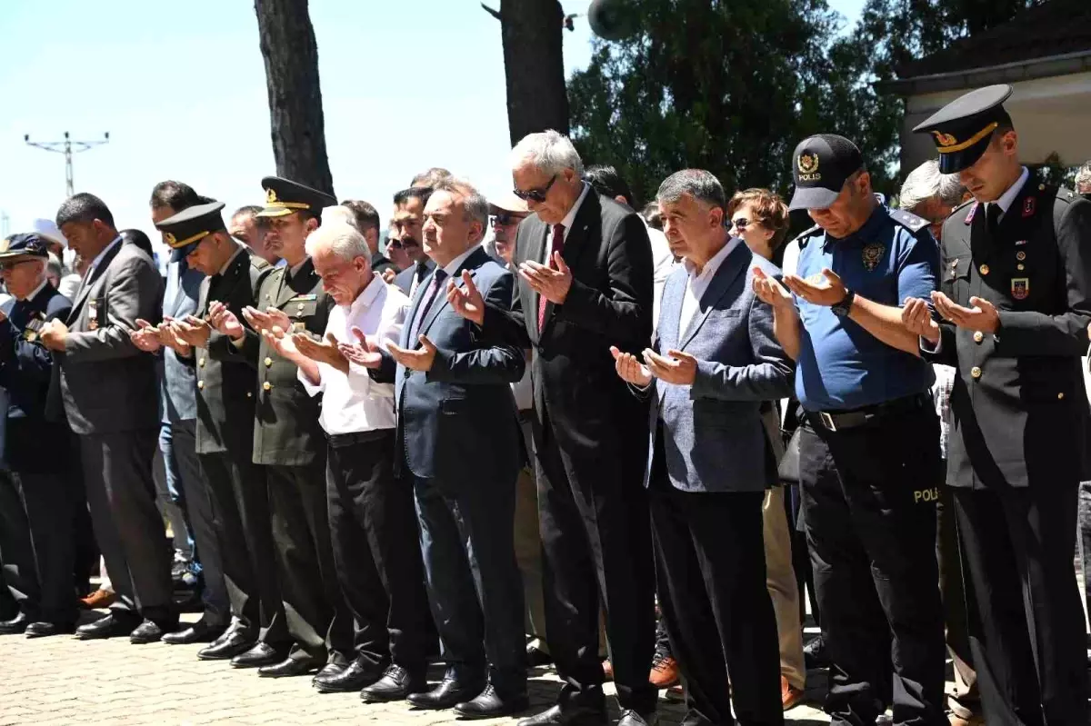 Bozüyük\'te 15 Temmuz Demokrasi ve Milli Birlik Günü Anma Programı Düzenlendi