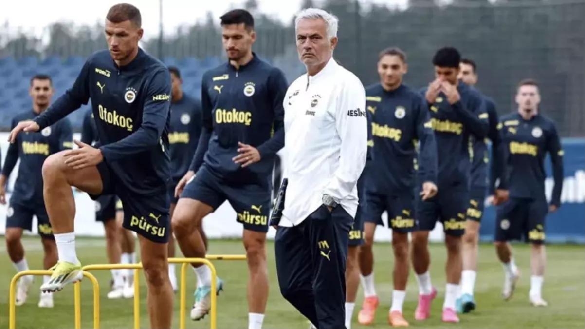 Bunu kimse beklemiyordu! Mourinho\'nun kalemini kırdığı futbolcuya Premier Lig\'den talip var