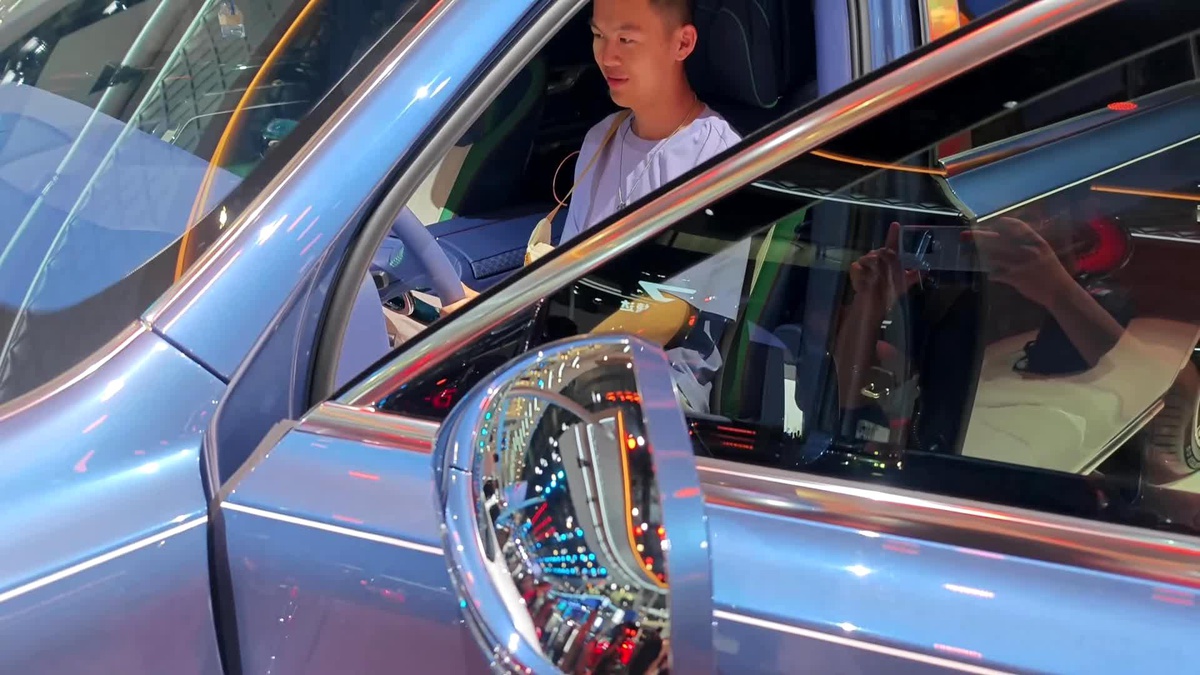 Hongqi, Changchun Uluslararası Otomobil Fuarı\'nda İlgi Odağı