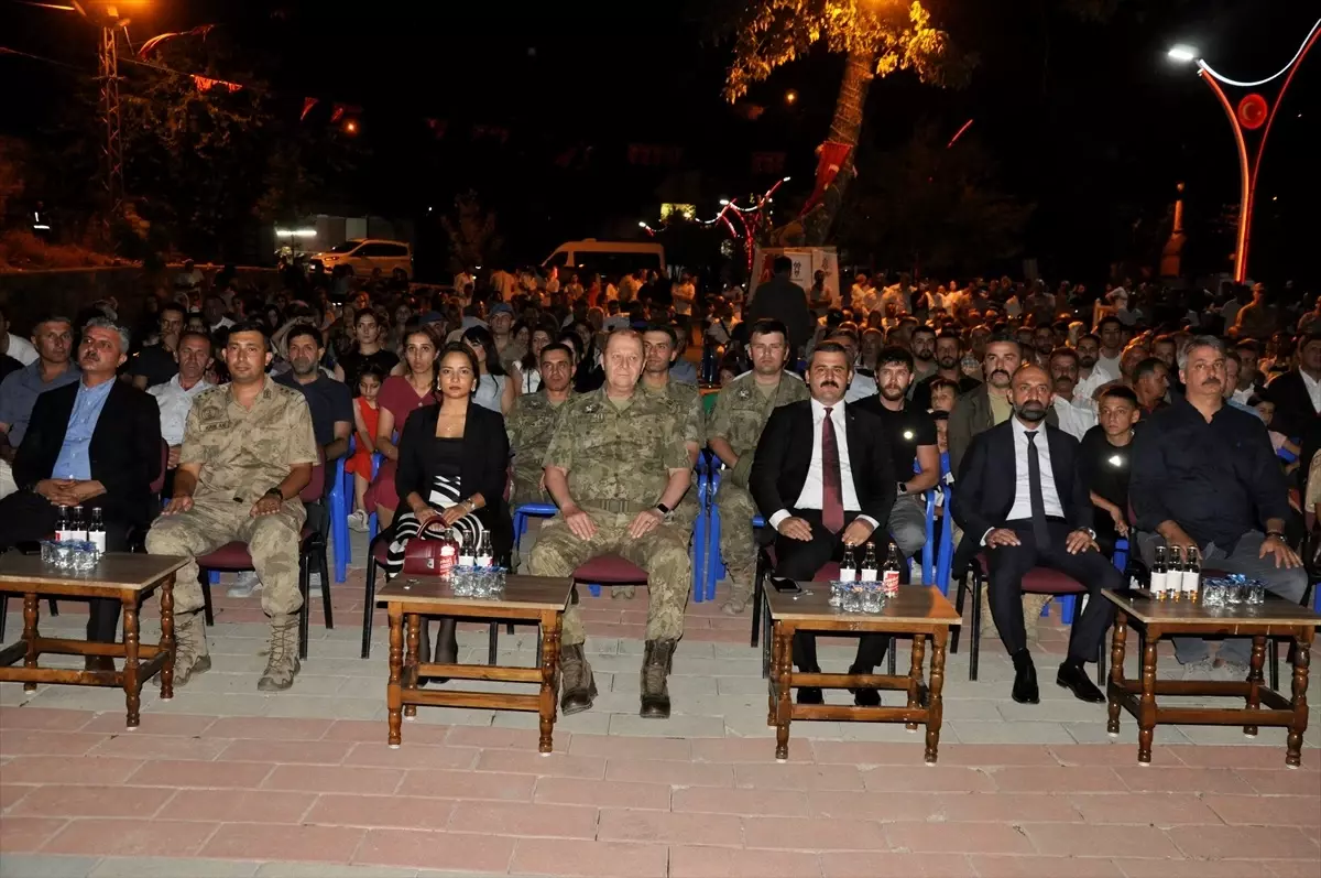 Hakkari\'de 15 Temmuz Demokrasi ve Milli Birlik Günü programı düzenlendi