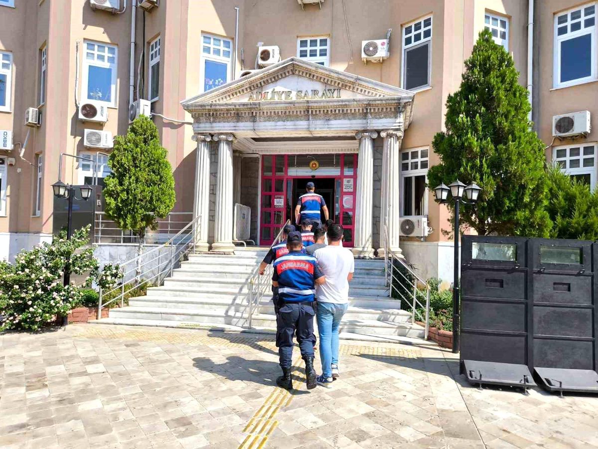 Didim\'de Uyuşturucu Operasyonu: 3 Şüpheliden 1\'i Tutuklandı