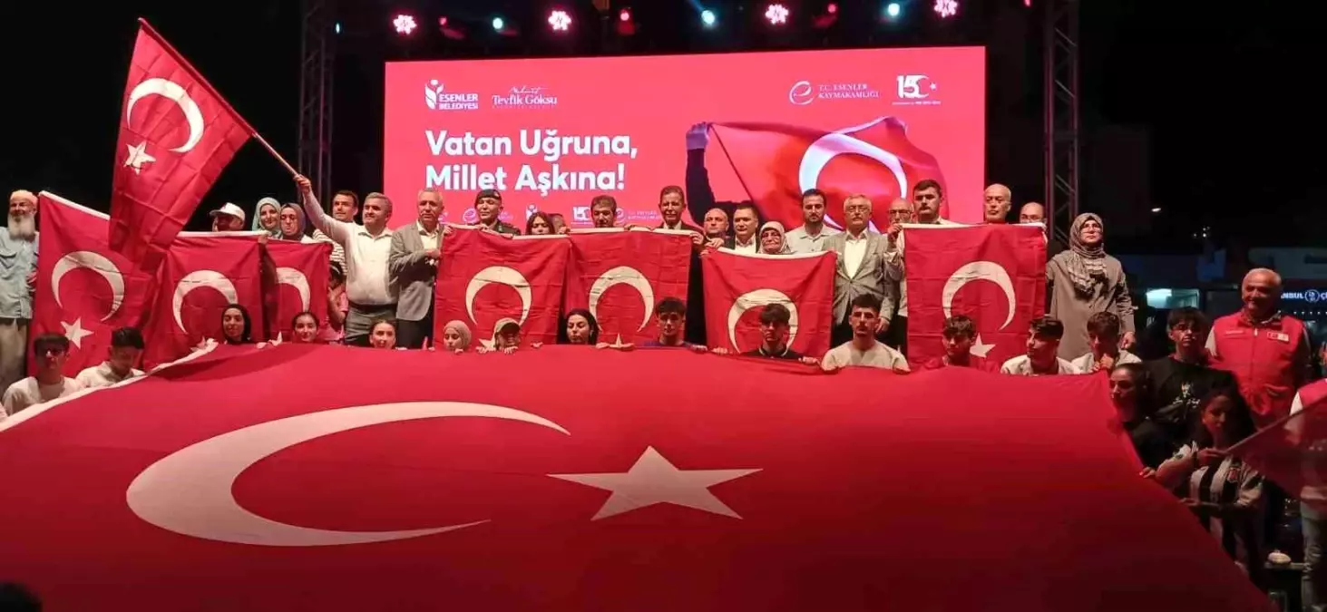 Esenler\'de 15 Temmuz hain darbe girişiminin 8\'inci yıl dönümünde anma programı gerçekleştirildi