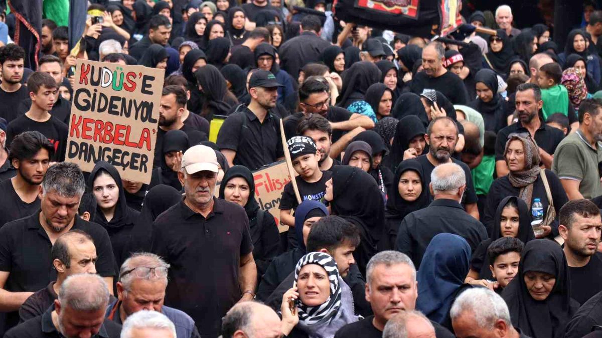 Iğdır\'da Hazreti Hüseyin ve Yakınlarının Kerbela Şehitliği Anma Programı Düzenlendi