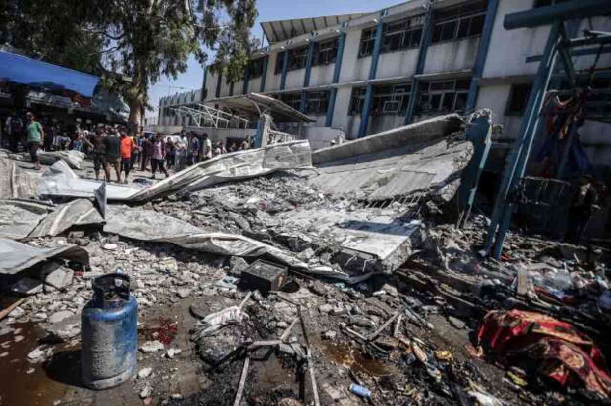 İsrail'in Gazze'ye düzenlediği saldırılarda 40 kişi hayatını kaybetti İsrail'in Gazze'ye düzenlediği saldırılarda 40 kişi hayatını kaybetti