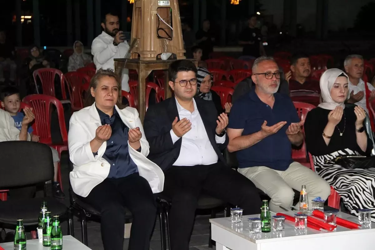 Kula\'da 15 Temmuz Demokrasi ve Milli Birlik Günü Anma Programı Düzenlendi