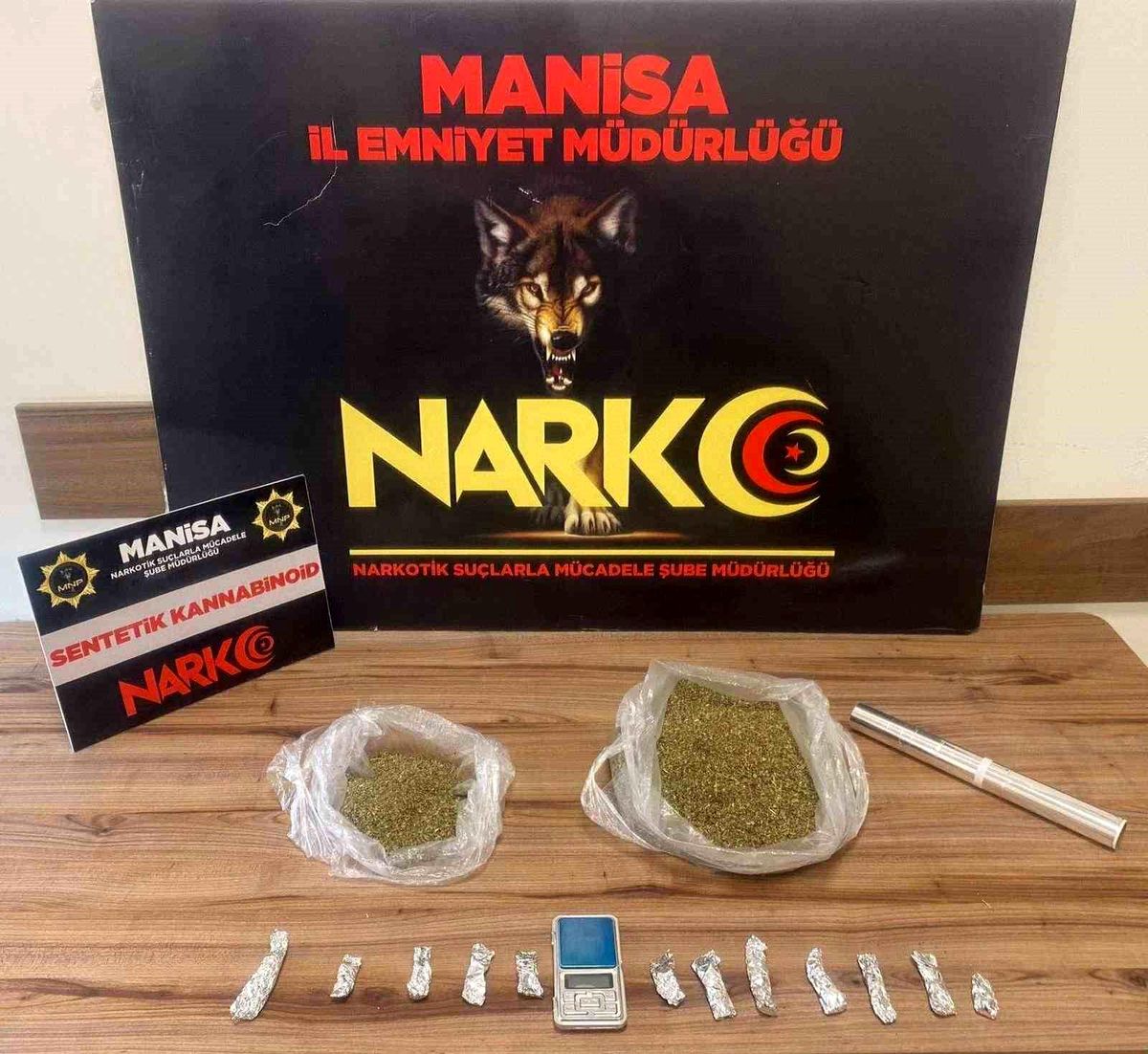 Manisa\'da Uyuşturucu Operasyonu: 3 Gözaltı