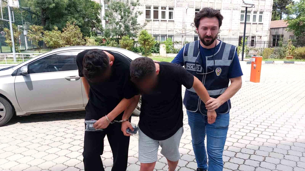 Samsun\'da Uyuşturucu Ticaretinden 2 Kişi Gözaltına Alındı