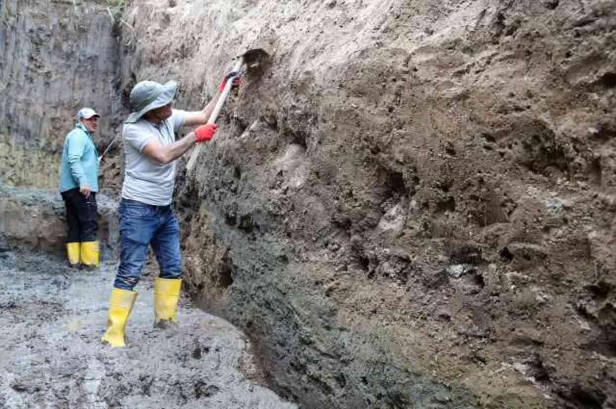 Van YYÜ, Türkiye-İran sınırında deprem araştırması yapıyor