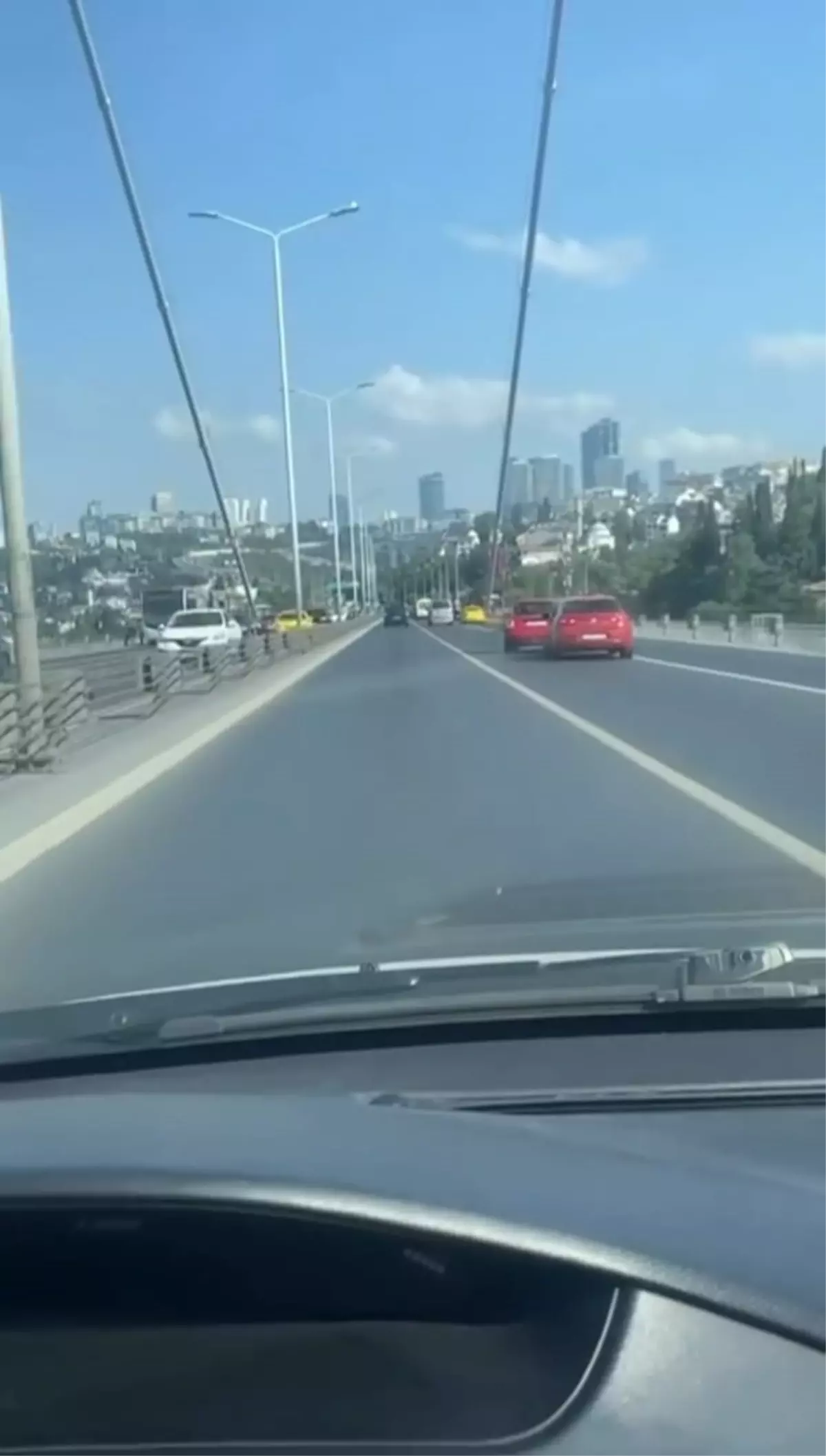 15 Temmuz Şehitler Köprüsü\'nde Yol Vermeme Tartışması