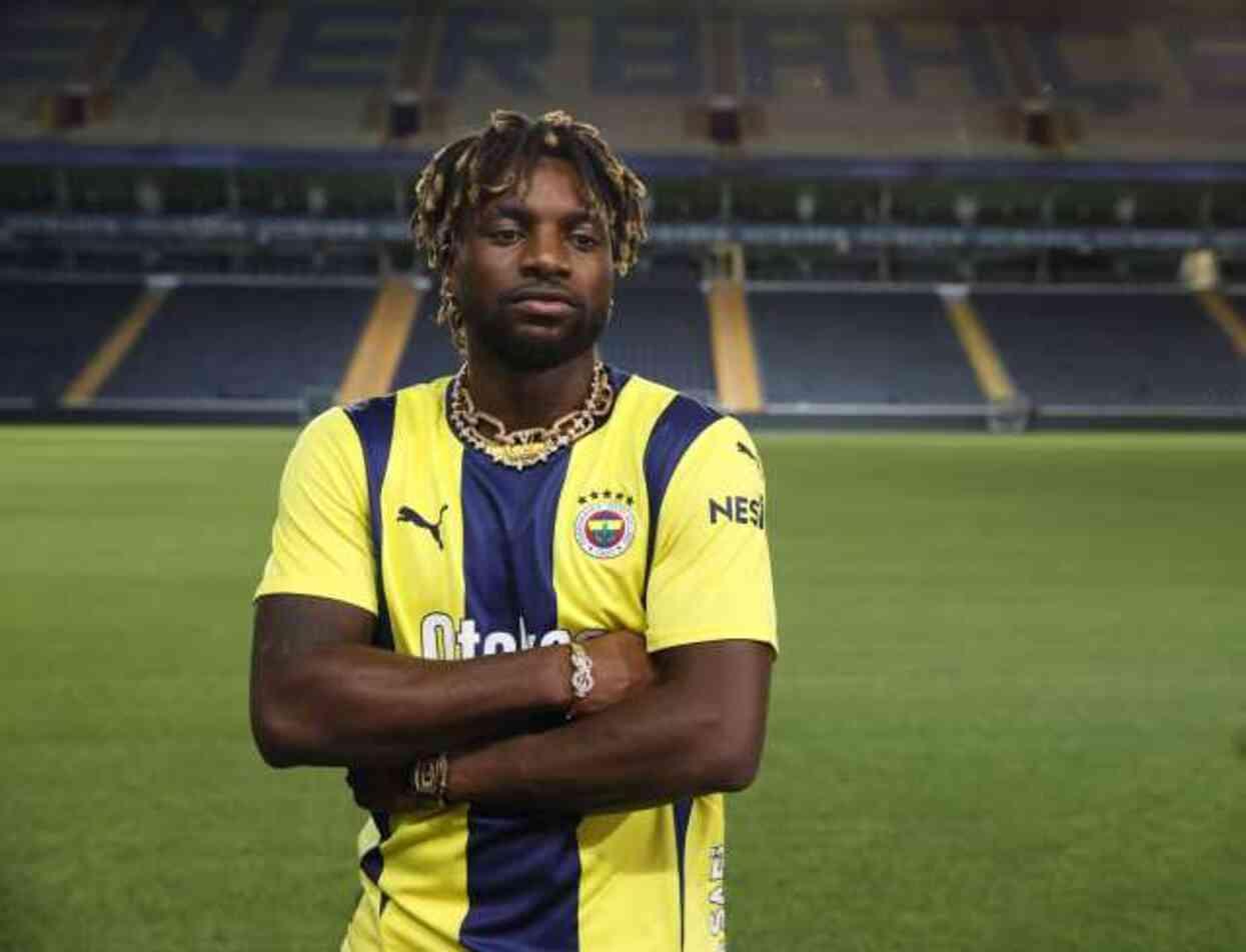 8 milyon euro ödenecek! Fenerbahçe, Allan Saint-Maximin'i KAP'a bildirdi