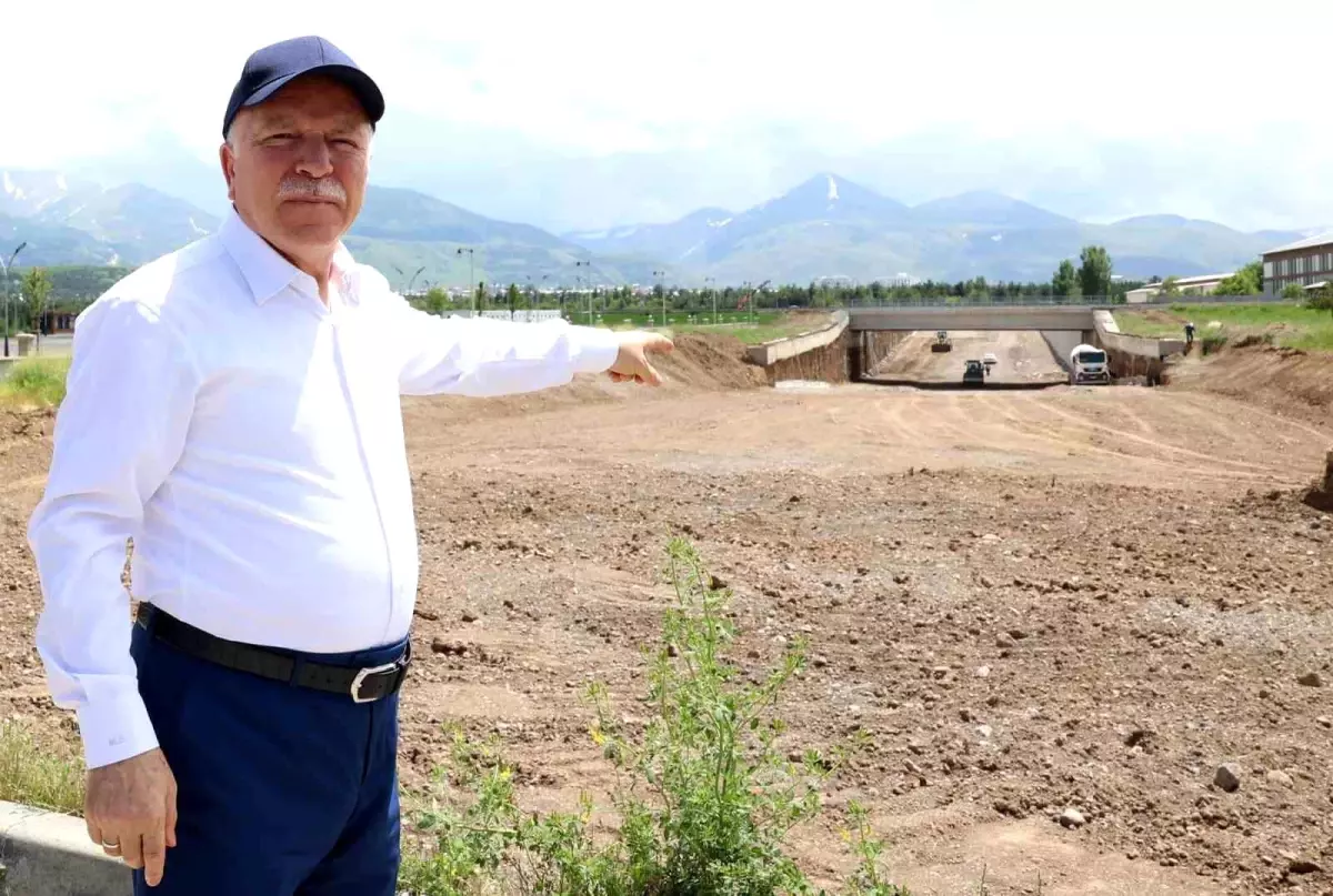 Erzurum\'da Tren Yolu Alt Geçitli Köprülü Kavşak ve Bağlantı Yolu Tamamlanıyor