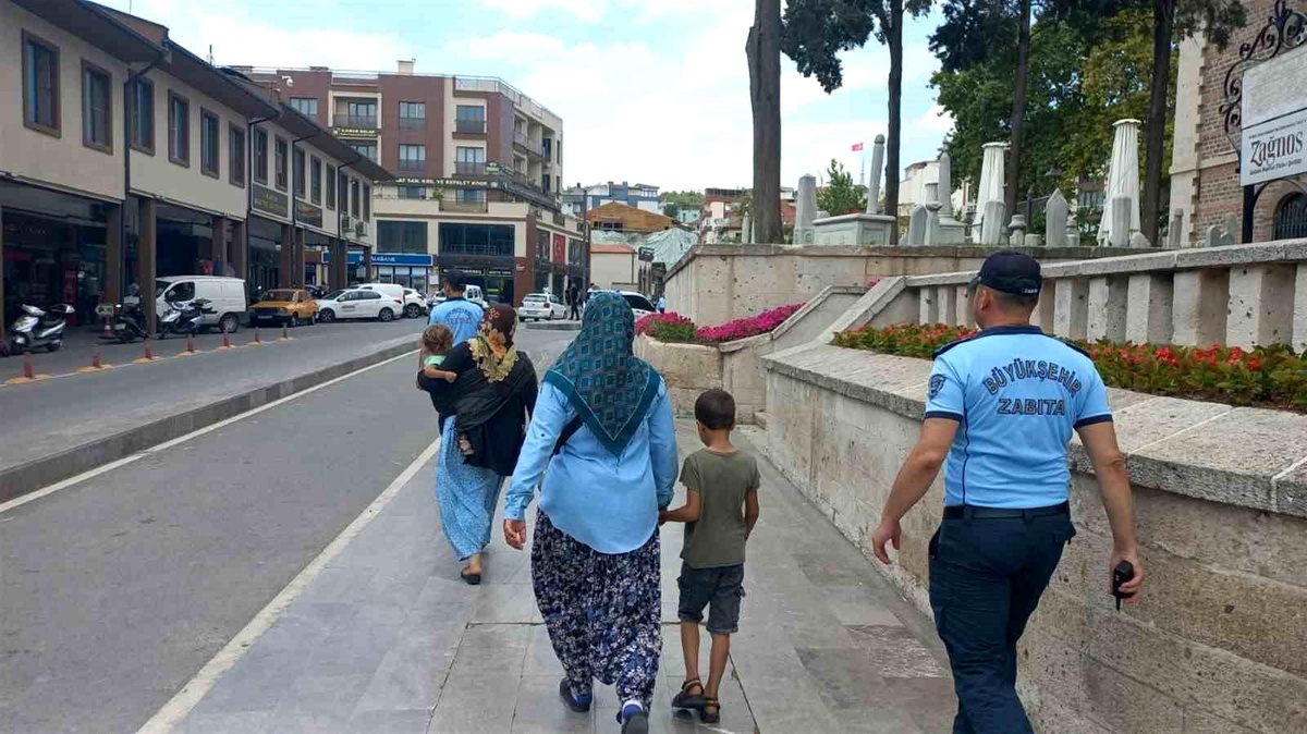 Balıkesir Büyükşehir Belediyesi Dilencilere Cezai İşlem Uyguladı