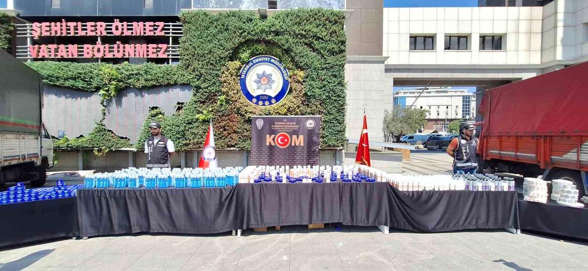 İstanbul\'da 40 Milyon Liralık Kaçak Kozmetik Operasyonu