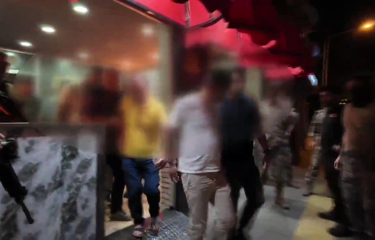 Kırklareli\'nde Fuhuş Operasyonunda 14 Şüpheli Gözaltına Alındı