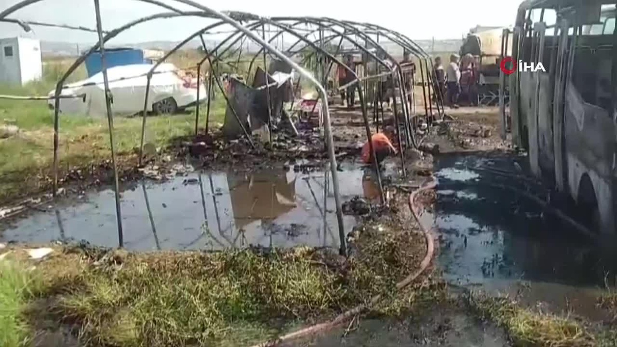Mevsimlik işçilerin kaldığı çadırlarda yangın çıktı