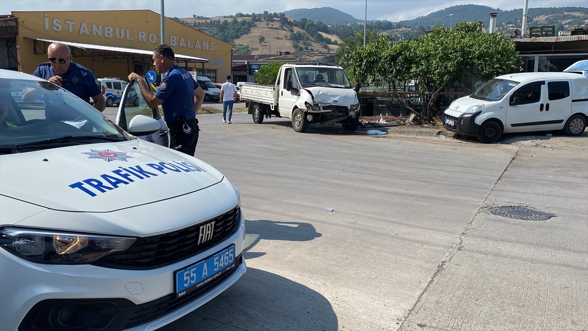 Samsun\'da trafik kazası: 1 ölü, 2 yaralı