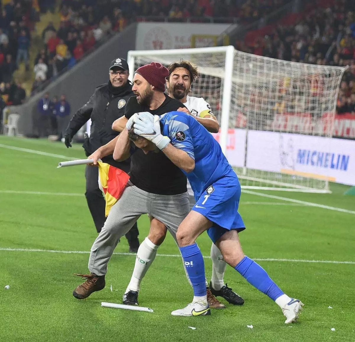 Göztepe-Altay Derbisinde Yaşanan Olaylarda Sanık İçin Hapis Cezası İsteniyor