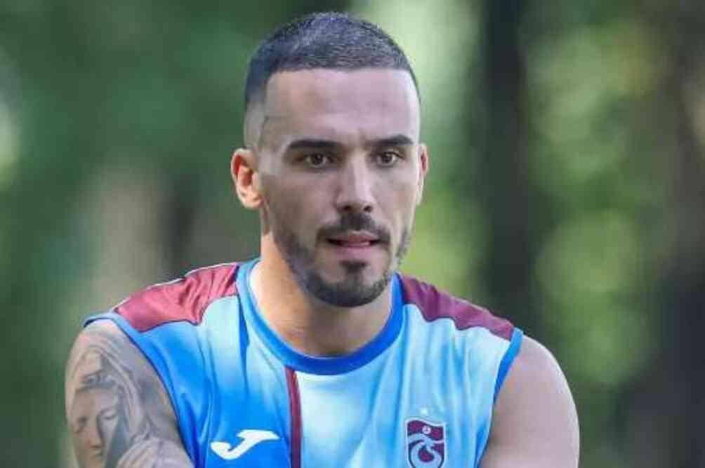 Trabzonspor, Dimitrios Kourbelis'in sözleşmesini feshetti